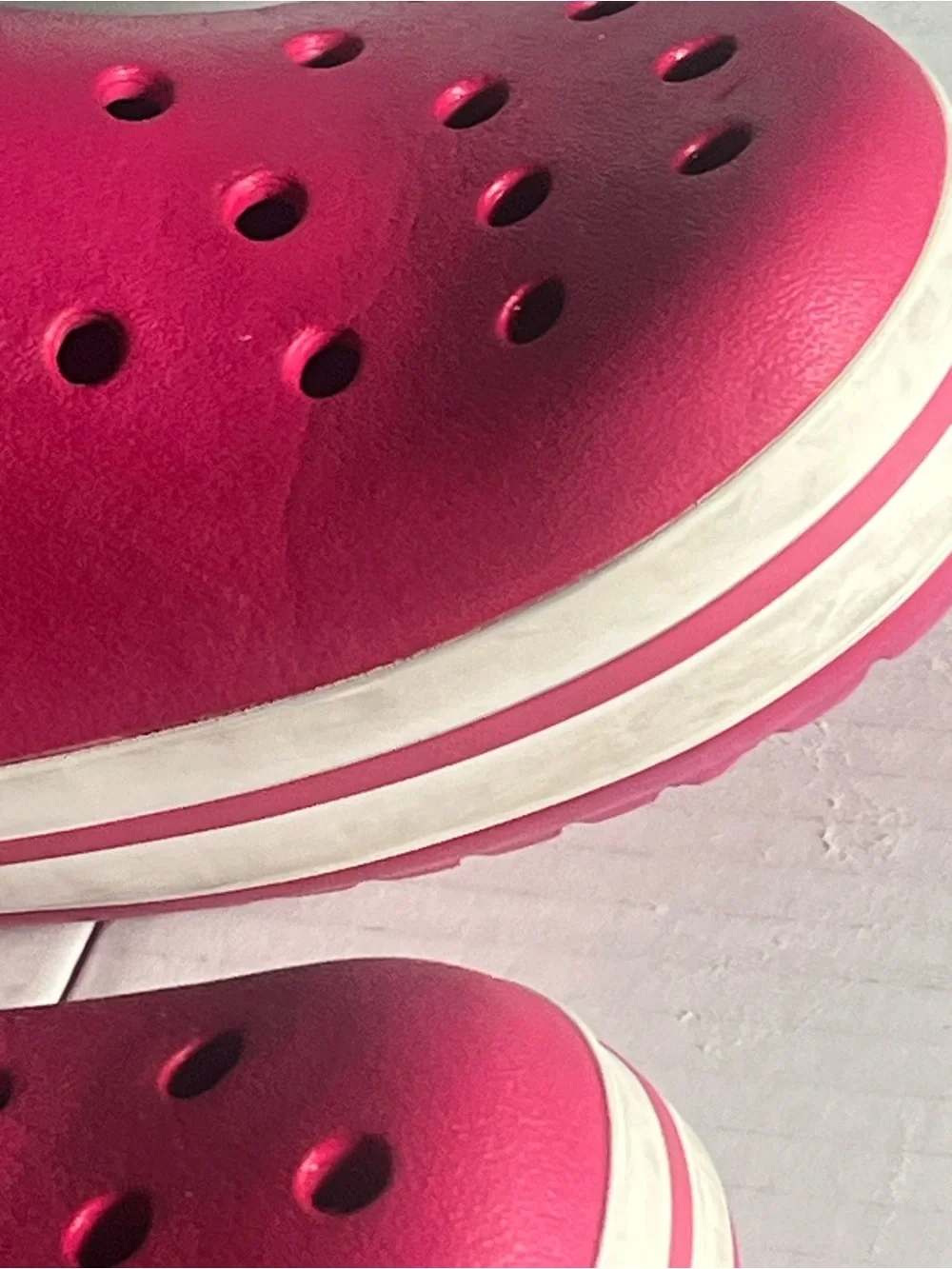 Crocs size men’s size 9, women’s size 11